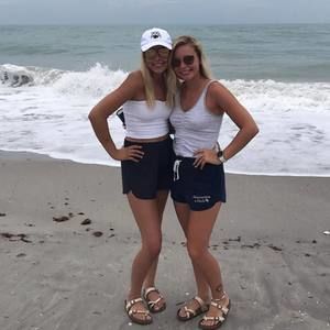 Meet your Posher, Holly